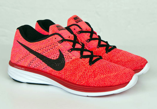 Nike Lunar "University Red" - SneakerNews.com