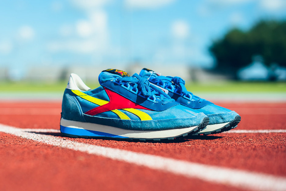 reebok aztec running