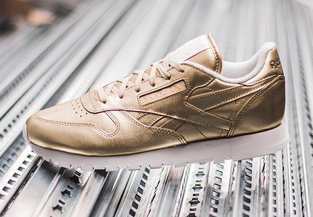 The Reebok Classic Leather In Rose Gold 
