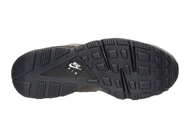 Tech Fleece Nike Huarache Coming Soon 07