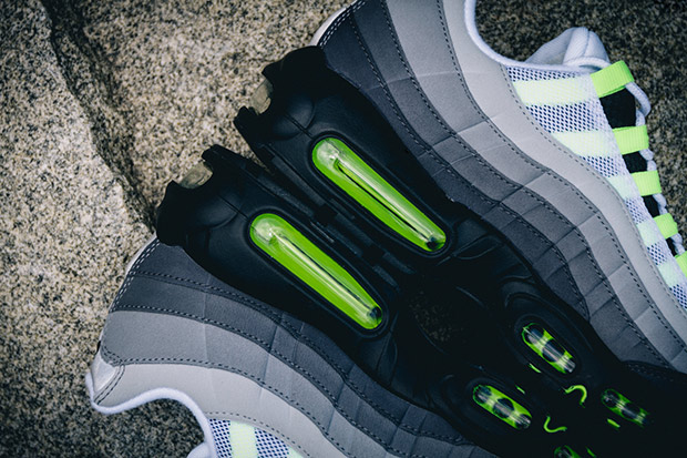 Welcome Back Nike Air Max 95 Neon 04