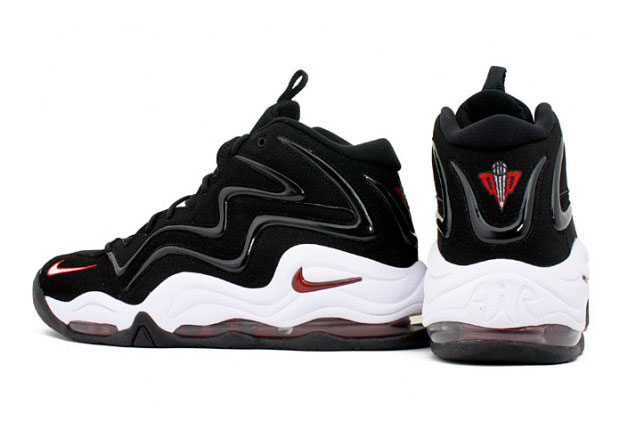 Scottie Pippen's First Signature Shoe 