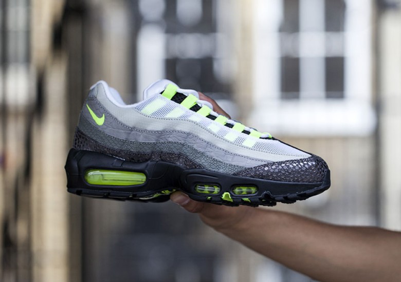 filosoof Concreet Oneerlijkheid A Closer Look At The Nike Air Max 95 OG Premium Collection - SneakerNews.com