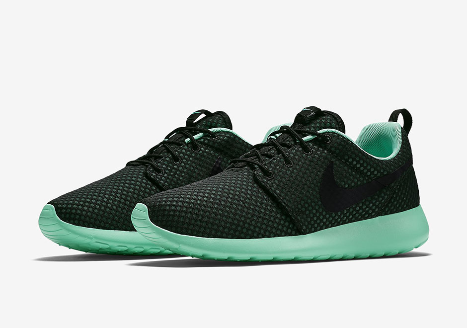 Nike Roshe Run Premium Black Green Glow 4