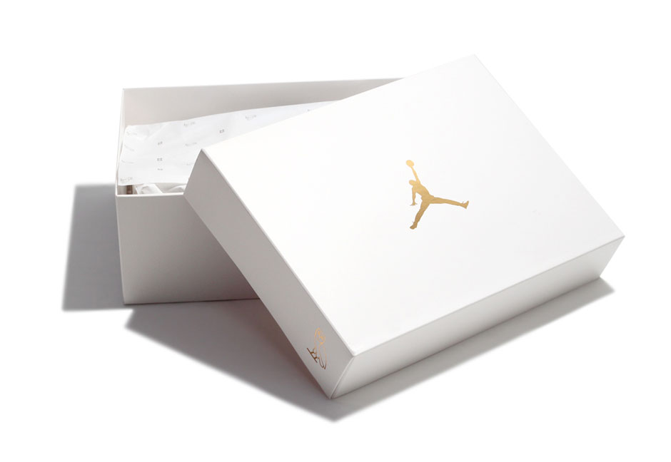 Official Packaging For The Air Jordan 10 Retro OVO - SneakerNews.com