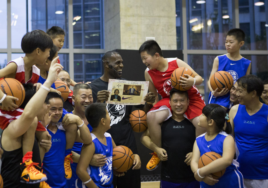 LeBron James And Surprise Guest Yao Ming Close Out Nike RISE 2.0 Tour 