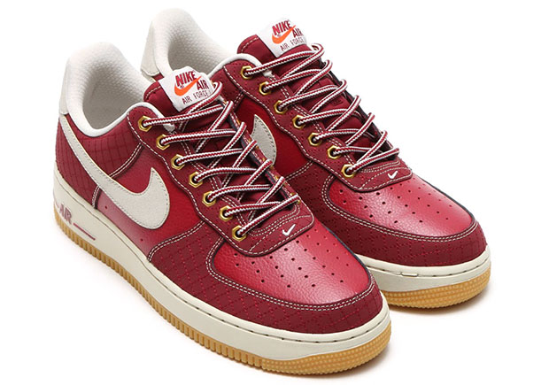 Nike Air Force 1 Team Red Light Bone Boot Style 3