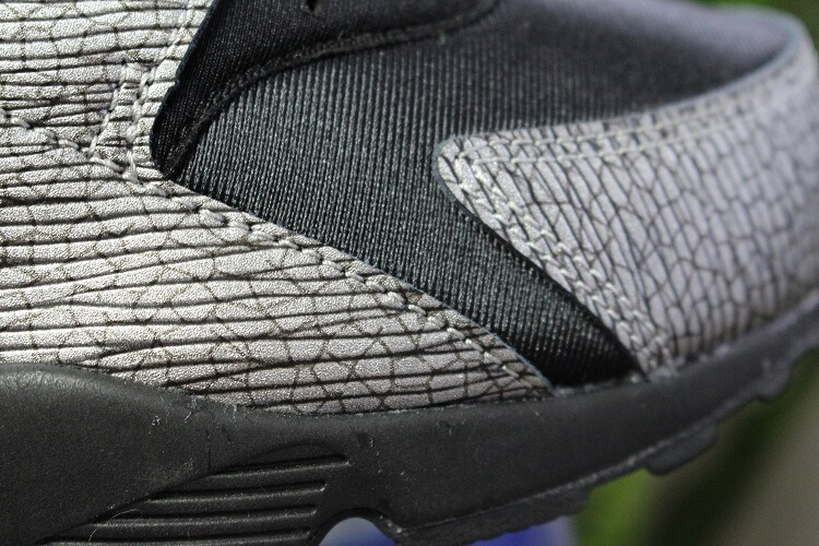 Nike Air Huarache Flirts Weird Materials 13