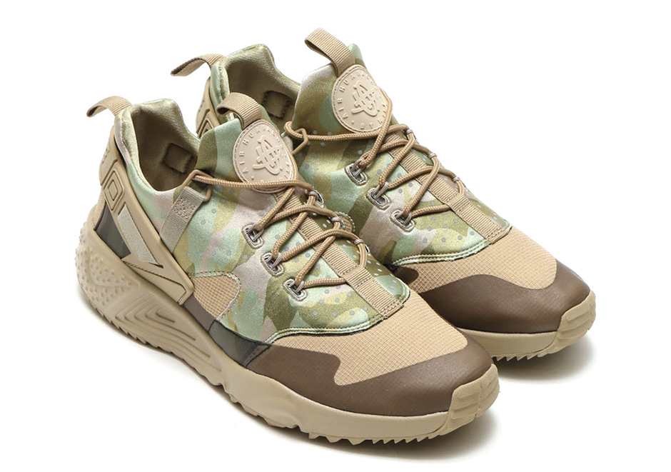 nike air huarache camouflage sneakers