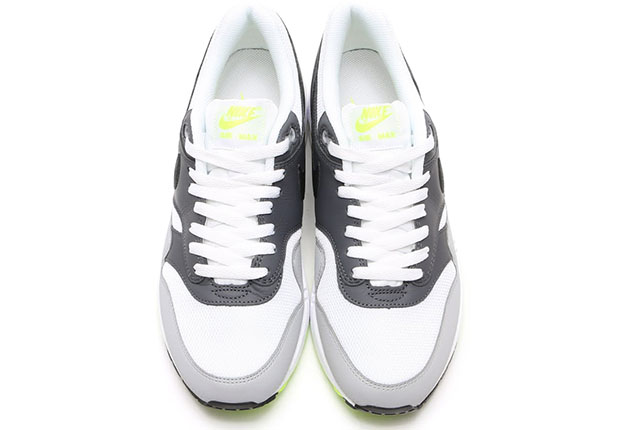 Nike Air Max 1 White Black Neon 3