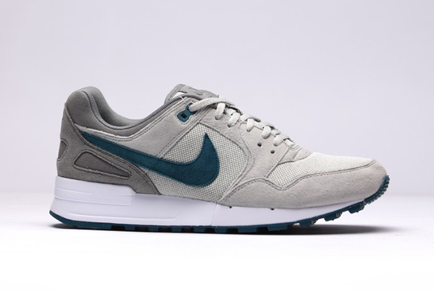 Nike Air Pegasus 89 Lunar Grey 02