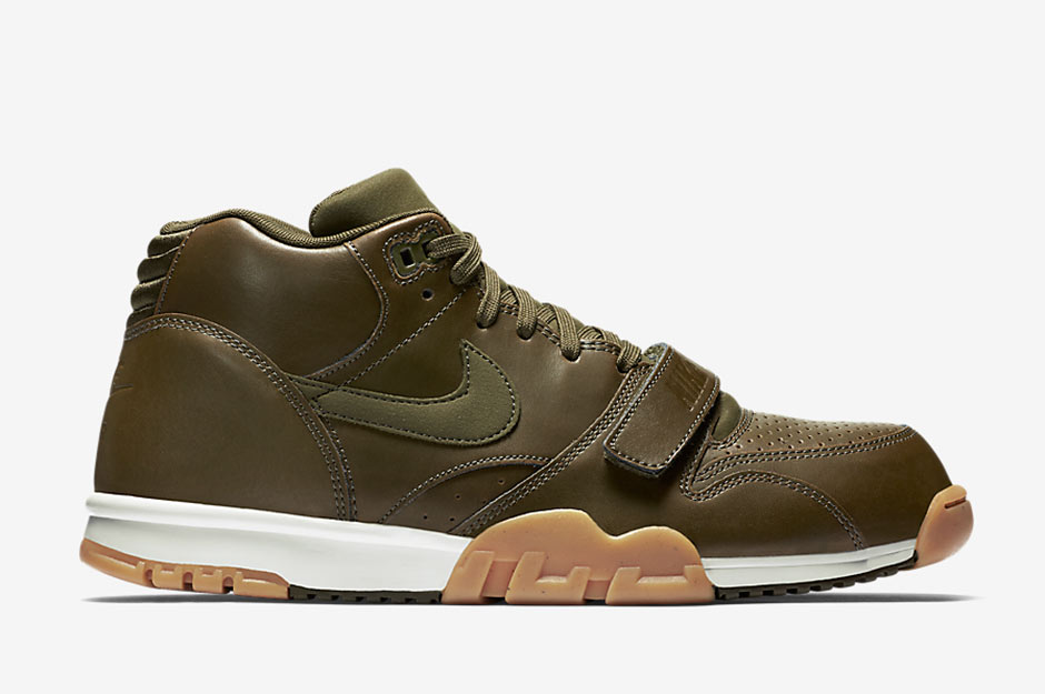 Tonal Colorways Of The Nike Air Trainer 1 Are What's Hot - SneakerNews.com