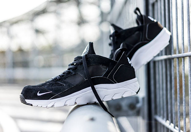 The Nike Air Trainer Huarache Low in Clean Black and White