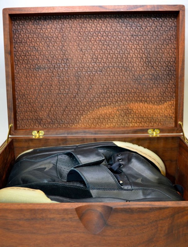 2008 nike air yeezy grammy