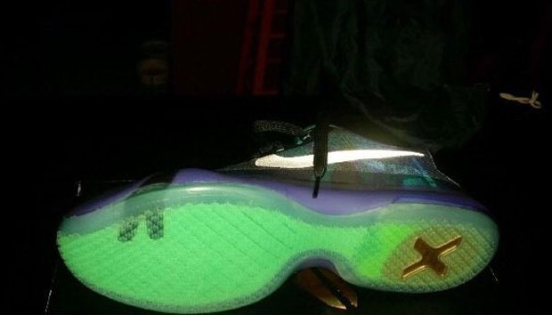 Nike Kobe 10 Emerald Glow Reflect Silver Court Purple 3
