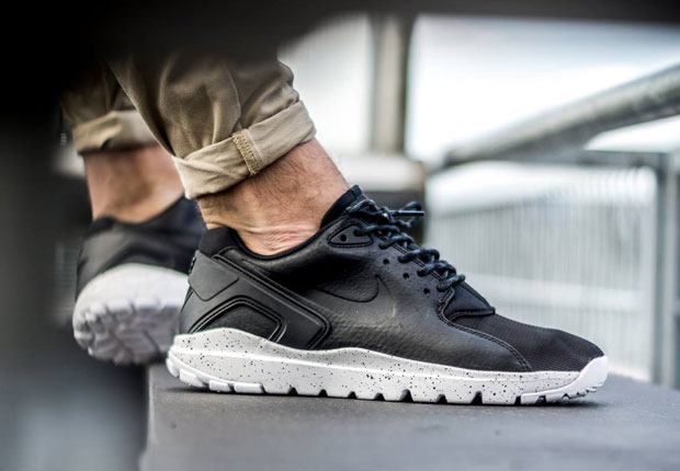 A Closer Look At The Nike Mobb Ultra Low