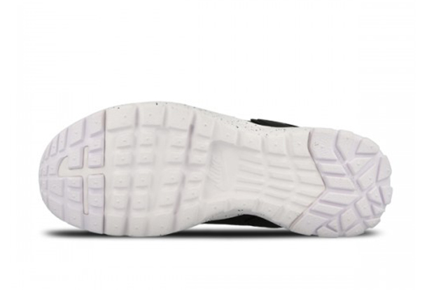 Nike Mobb Ultra Low Black White 05