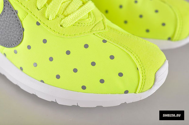 nike roshe ld 1000 polka dot yellow 4