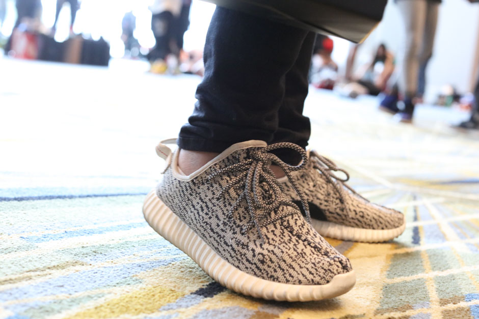 sneaker-con-detroit-august-on-feet-013