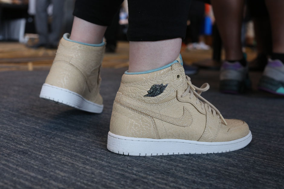 sneaker-con-detroit-august-on-feet-033