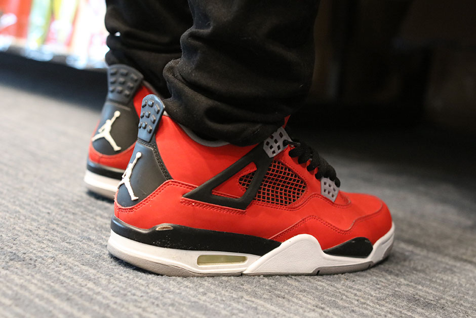 sneaker-con-detroit-august-on-feet-068