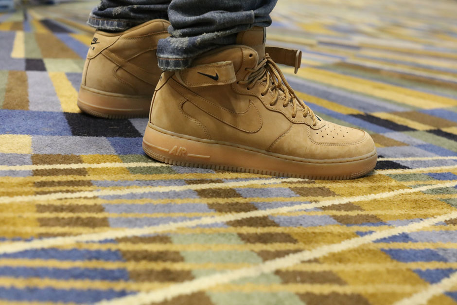 sneaker-con-detroit-august-on-feet-087