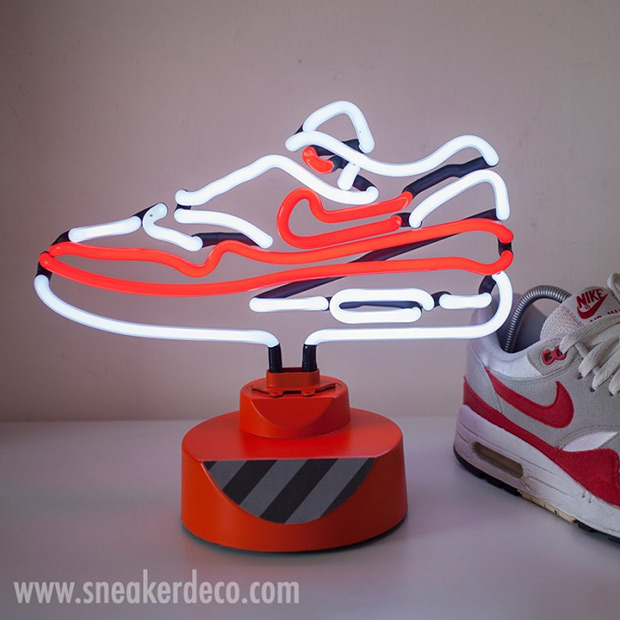 Air Max 1 Neon Lamp 3