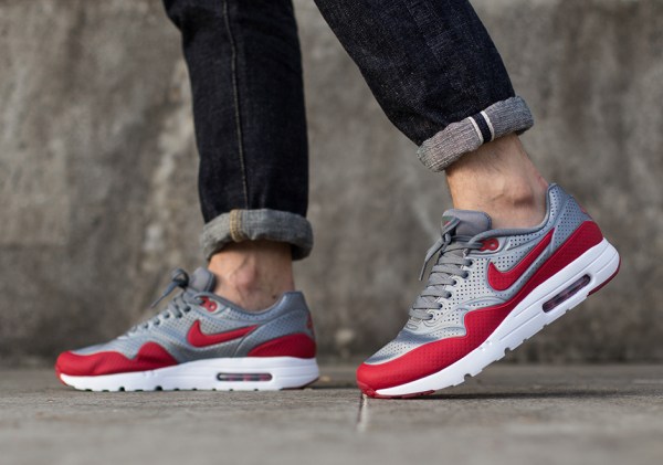 A Classic Look On The Nike Air Max 1 Ultra Moire - SneakerNews.com