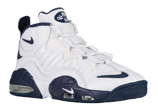The Nike Air Max Sensation Just Appeared In Stores Like It Was 1995