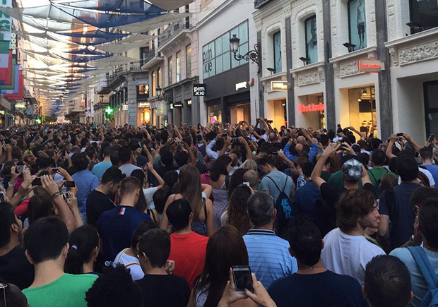 Thousands Have Camped Outside House of Hoops in Madrid To Meet Kevin Durant