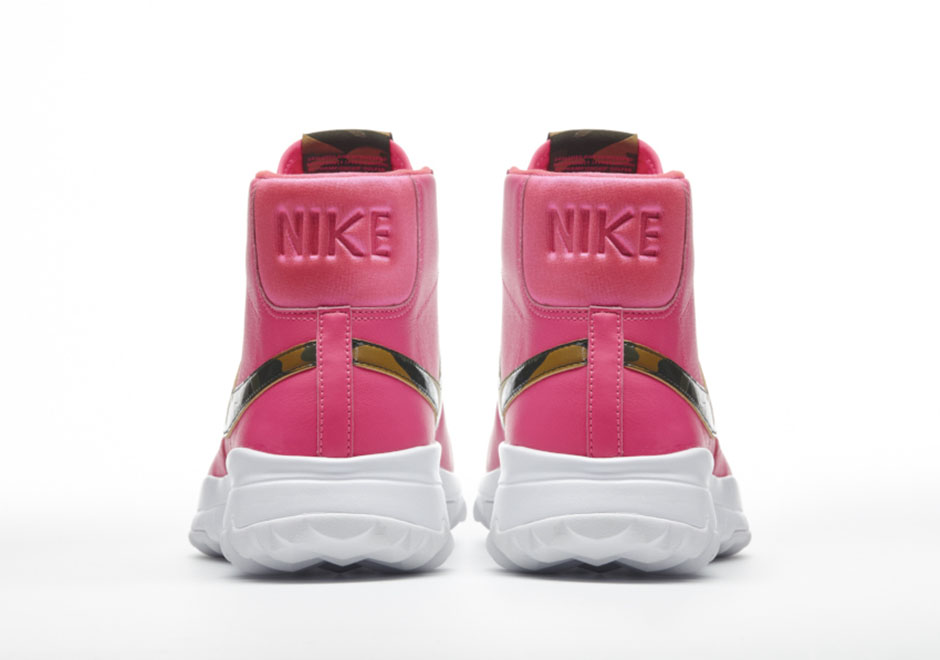Michelle Wie Nike Blazer Golf Pink Camo 4