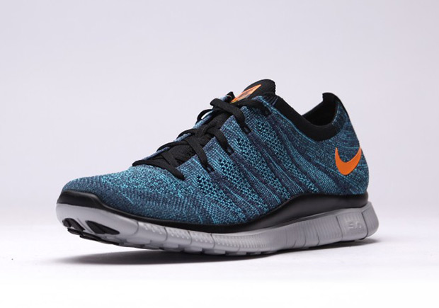 More Nike Flyknit Nsw Colorways Fall 2015 4