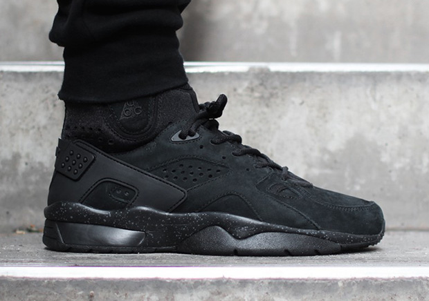 Murdered Out Mowabbs Are Coming For Ya