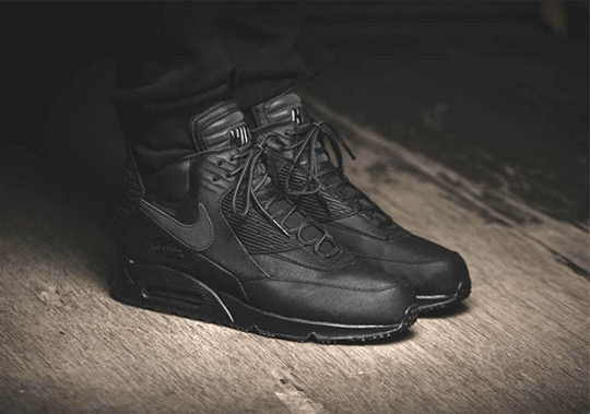 The Nike Air Max 90 Sneakerboot Is Back For Winter