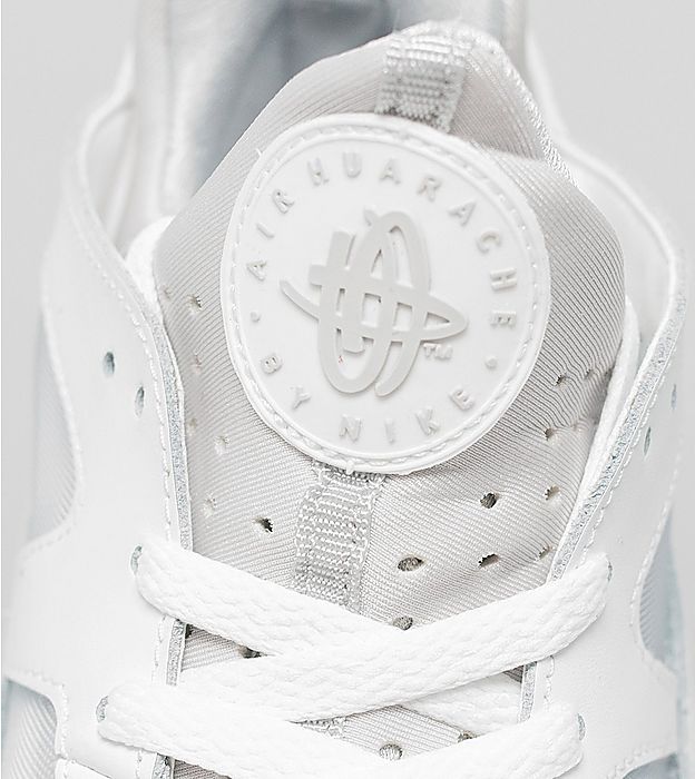 Nike Air Trainer Huarache All White 04