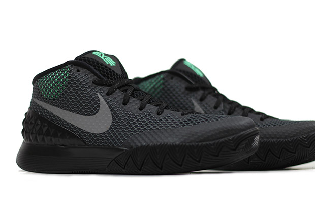 Nike Kyrie 1 “Driveway” 705277-001 Black/Reflect Silver-Green Glow