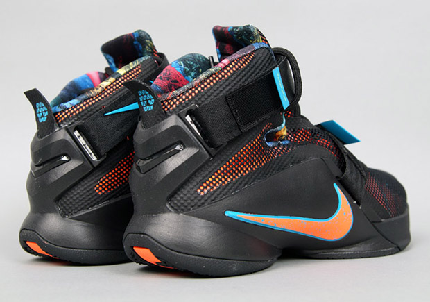 oogsten voetstappen overal This Is The Wildest Pair Of The Nike LeBron Soldier 9 We've Seen -  SneakerNews.com