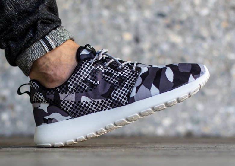 Nike Couldn’t Decide On What Print To Use For This Roshe Run