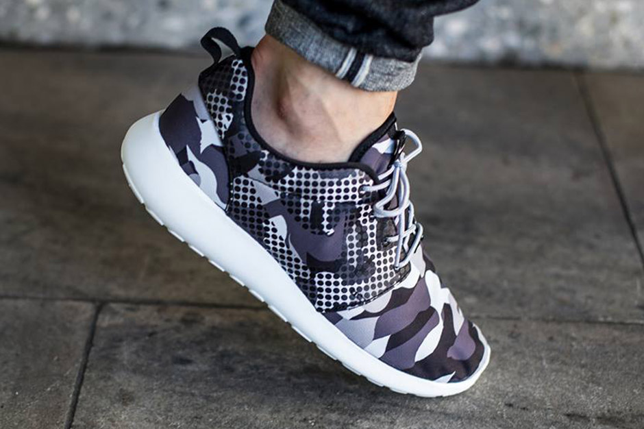 Nike Roshe Run Polka Camo 03