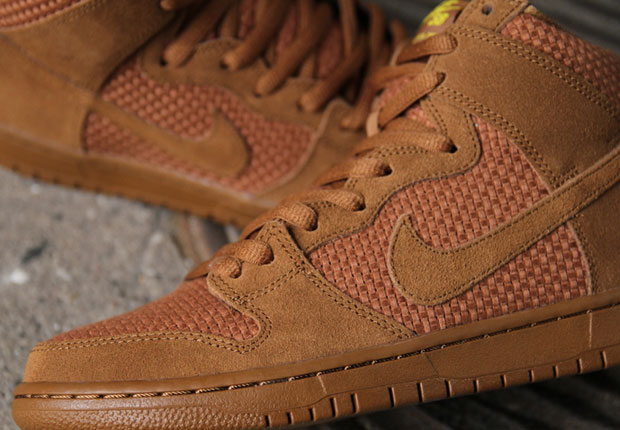 Hints of "Reese Forbes" Dunks are Back on This Latest Nike SB Dunk High