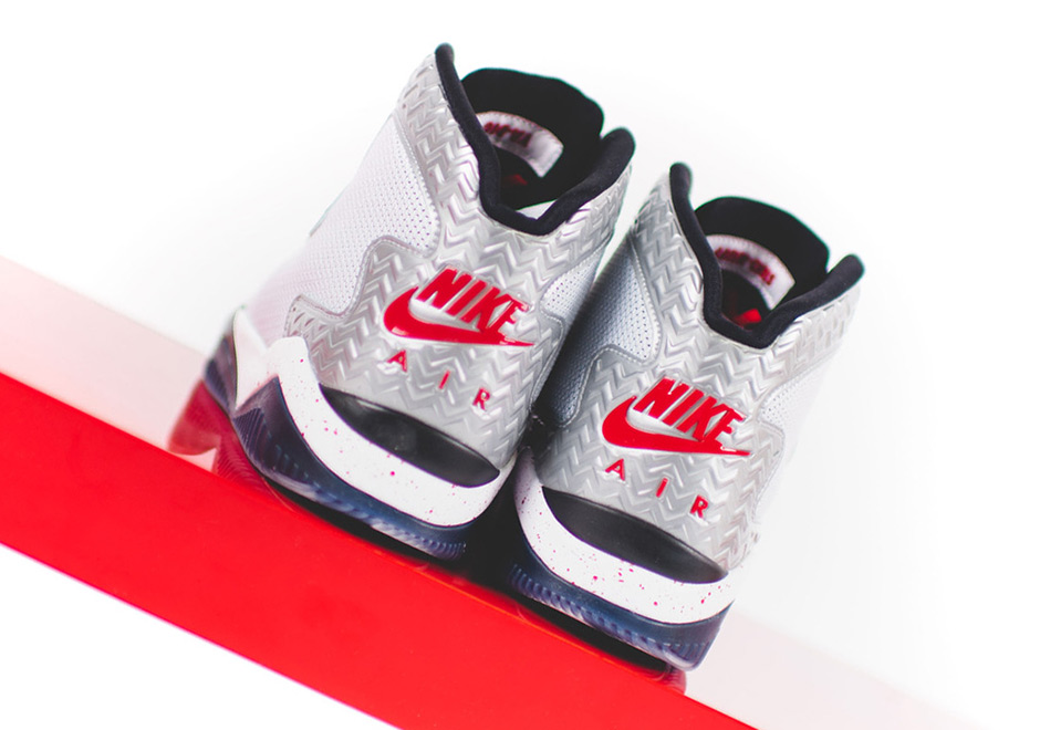 ijs Omhoog Daarbij Nike Air" On Spike Lee's New Jordan Shoe Makes Complete Sense -  SneakerNews.com