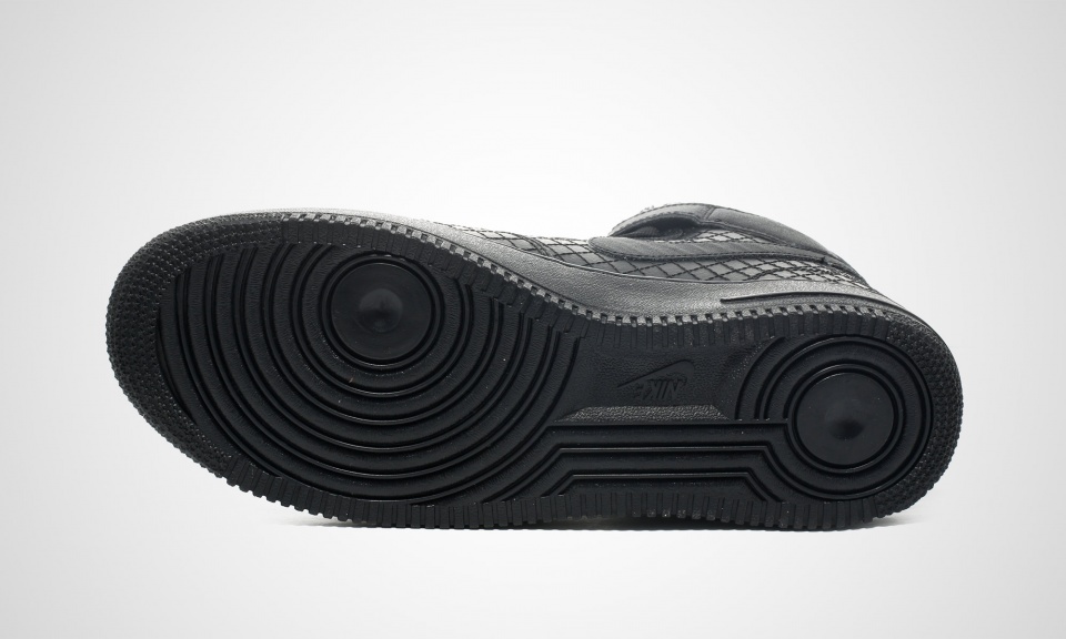 Nike Air Force 1 Nylon Black Square Pattern 03