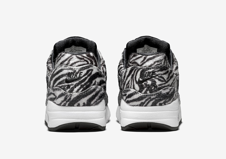 Nike Air Max 90 Wmns Zoo Pack Zebra 4