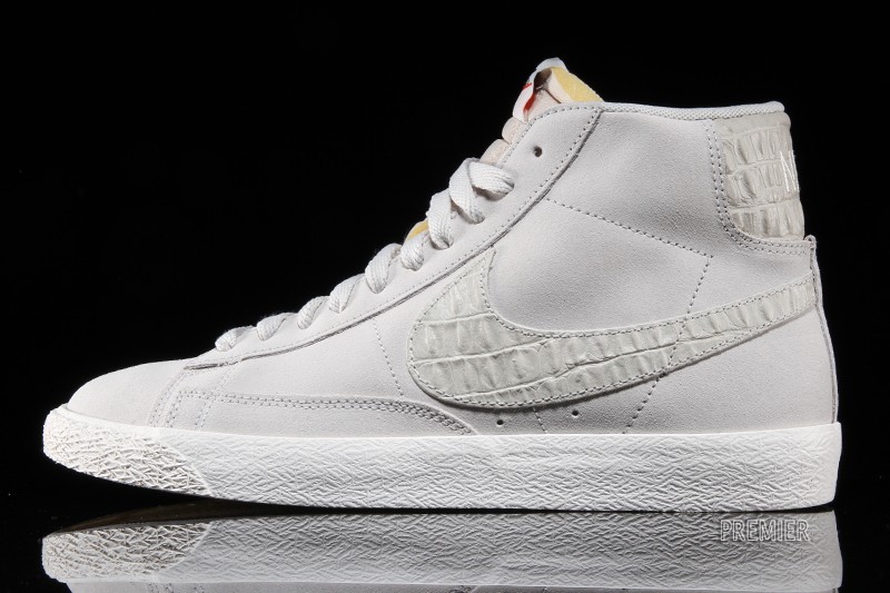 Nike Blazer Premium White Black Snakeskin Swoosh 02
