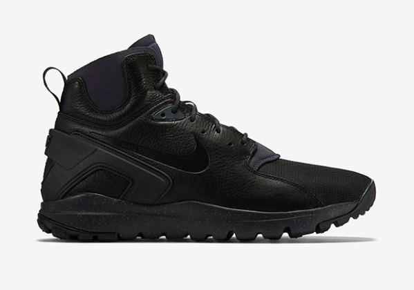 Nike's New-Age Mowabb Creation Returns in All Black Everything ...