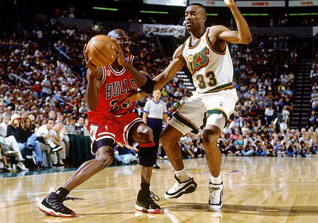 michael jordan wearing jordan 11