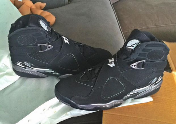 Air Jordan 8 Chrome Rip 2