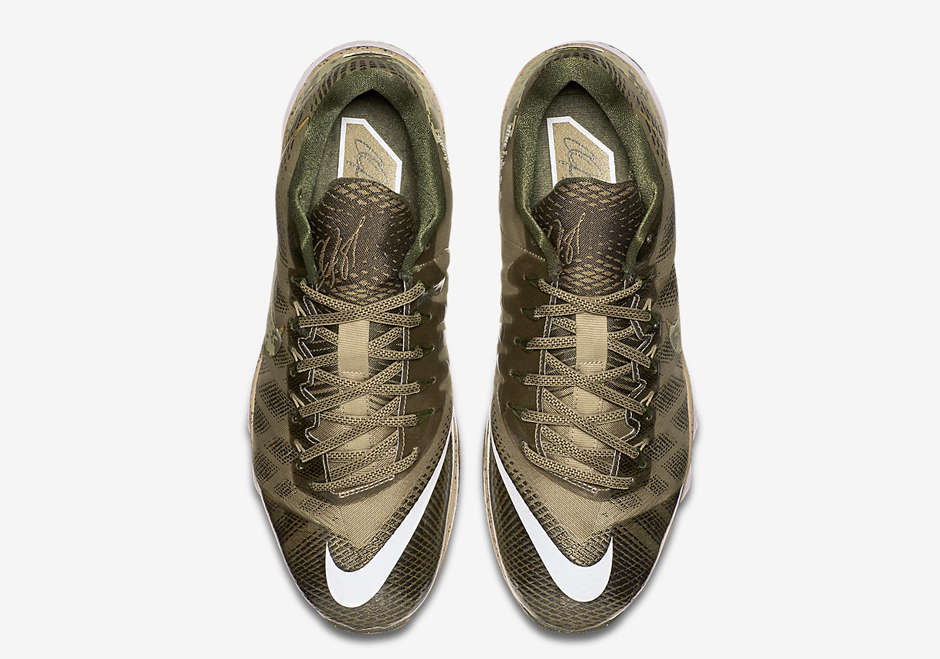 Calvin Johnson's Signature Shoe Gives The Military Some Love ...