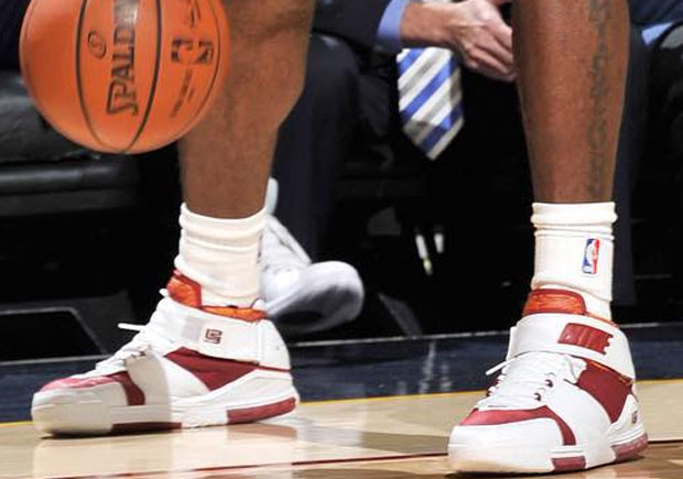 Let's Revisit The "Will Nike Retro LeBrons" Discussion Again