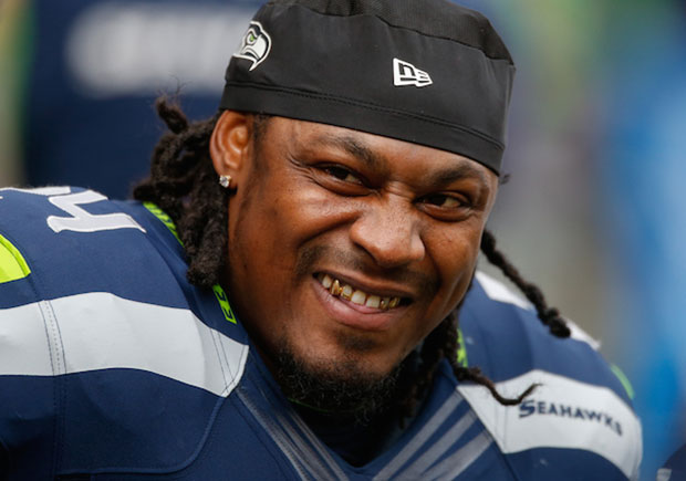 Marshawn Lynch Gave $500 To A McDonald's Employee Who Complimented Him For His Shoes